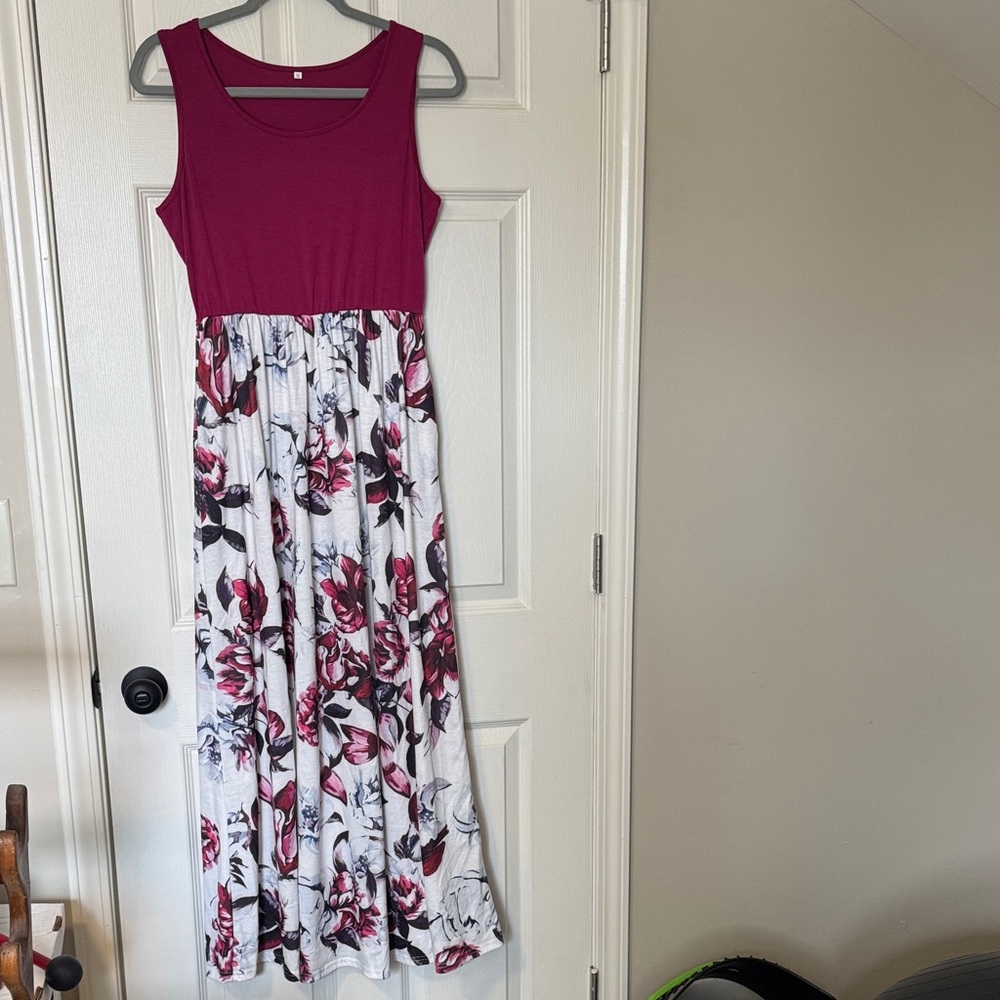 Sleeveless Magenta Bodice Floral White Maxi Dress